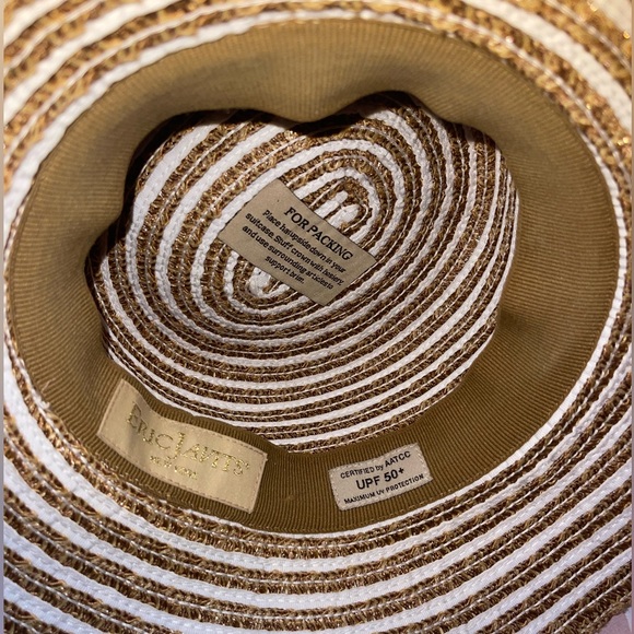 Eric Javits Packable UPF 50+ White & Beige Bucket Sun Hat - 3" Brim / One Size - Picture 5 of 7